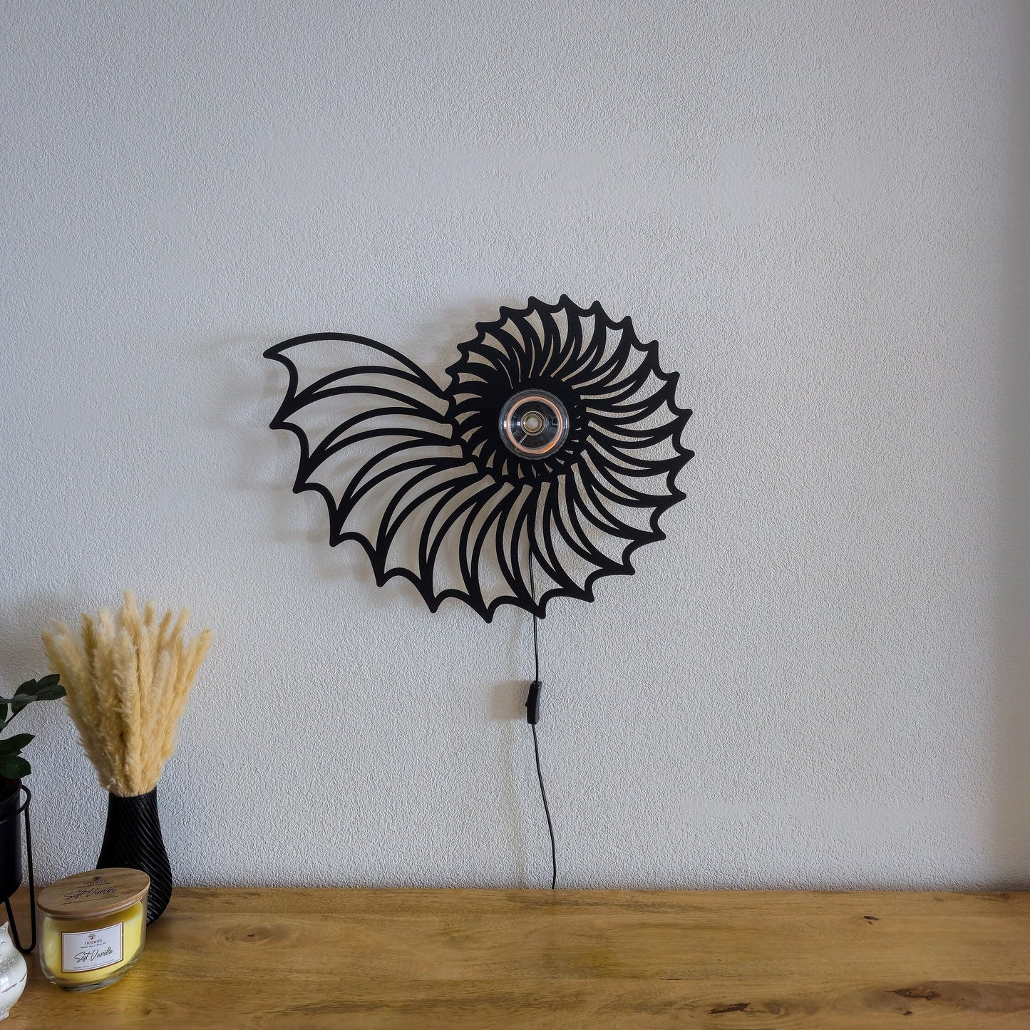 Wandlampe Nautilus mit Ring-Leuchtmittel